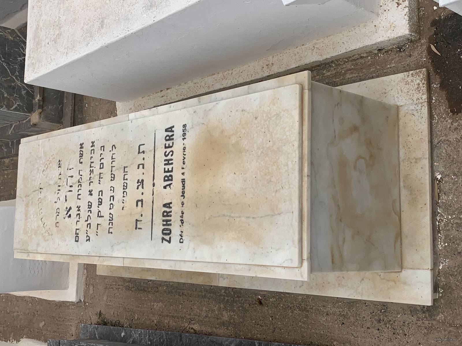 Lápide de Abehsera Zohra