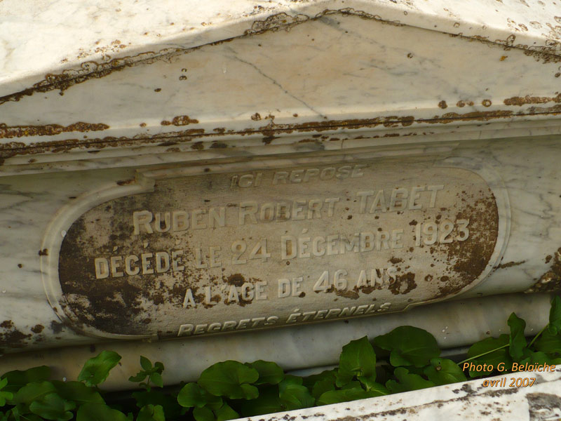 Grafsteen van TABET Robert Ruben