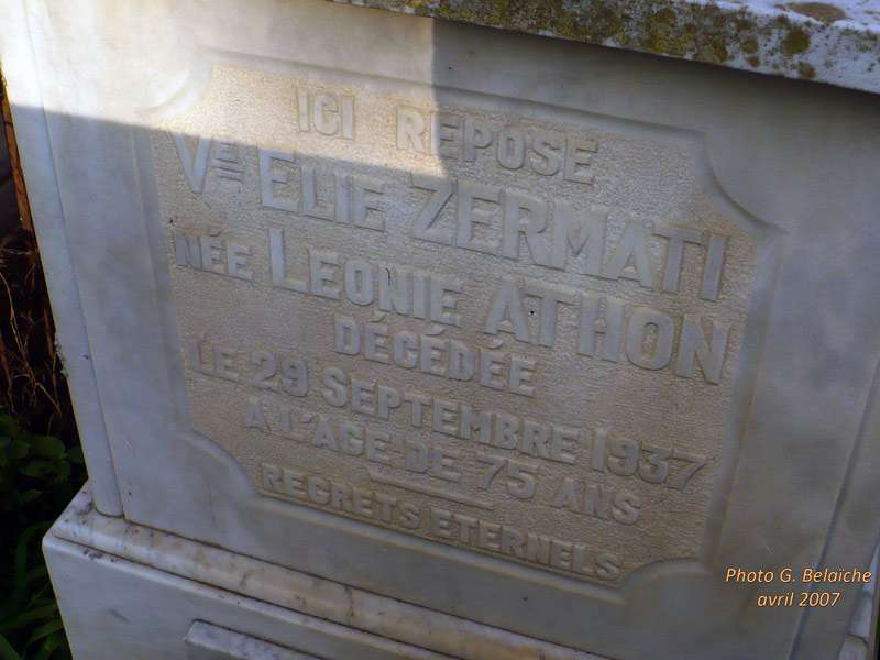 Grafsteen van ATHON Léonie