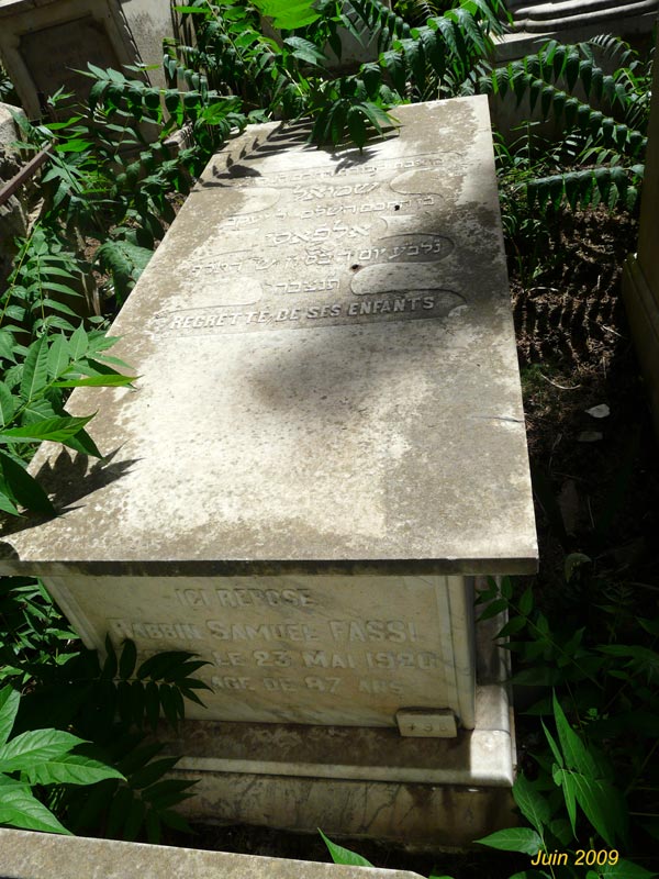 FASSI Samuel का स्मारक