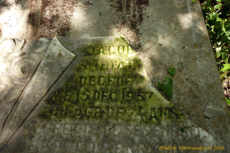Grafsteen van AOUAT Jacob