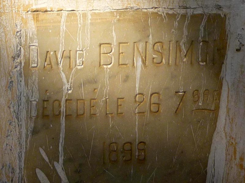 Grafsteen van BENSIMON David