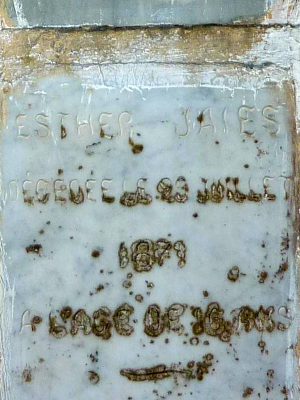 Stèle de JAIS Esther