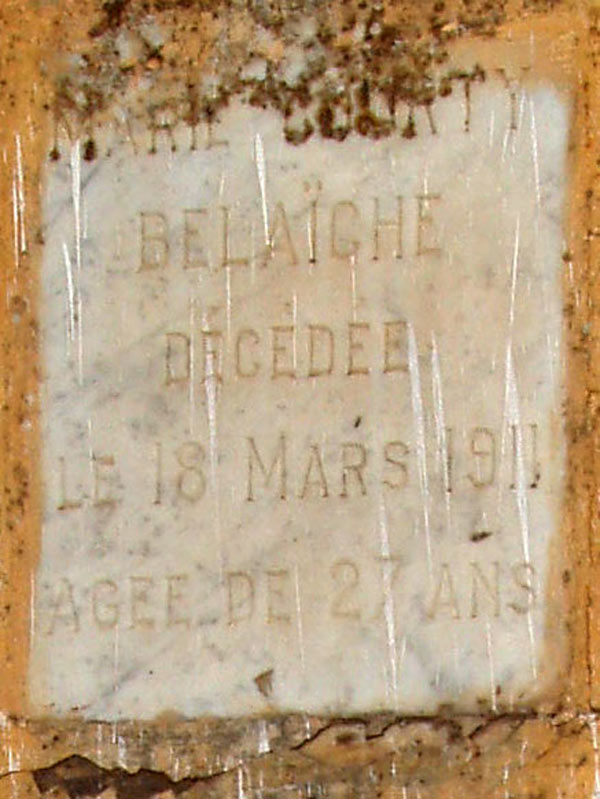 Надгробие BELAICH COURTY Marie