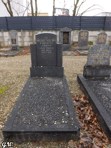 Lápide de Pique Suzy