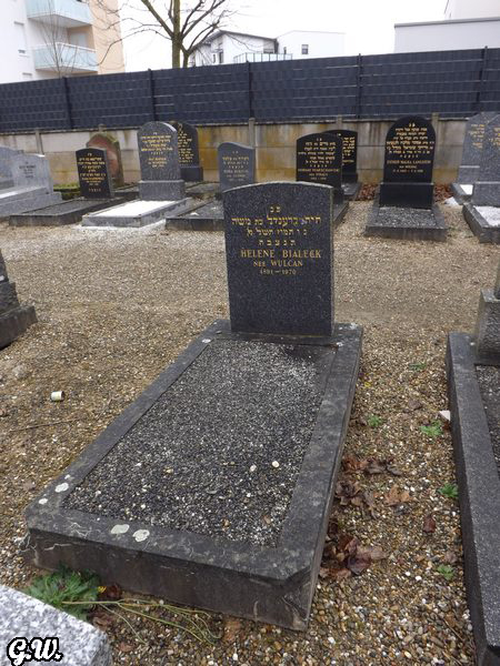 Stèle de Bialek Hélène