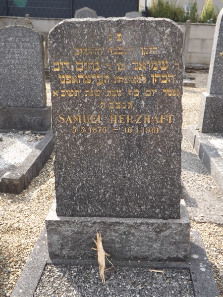 Stèle de Herzhaft Samuel