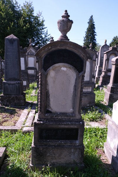 Schwob Louis fejfája