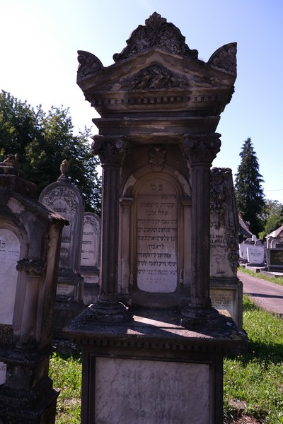 Stèle de Bloch Elie