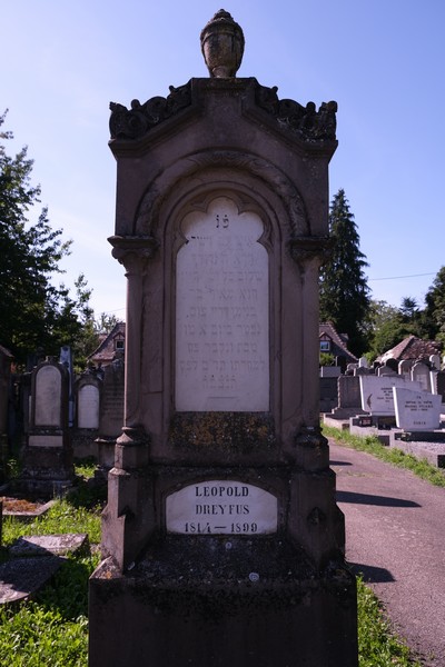 מַצֵּבה פון Dreyfus Léopold