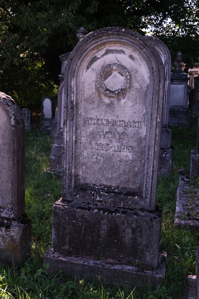 Stèle de Borach Adèle