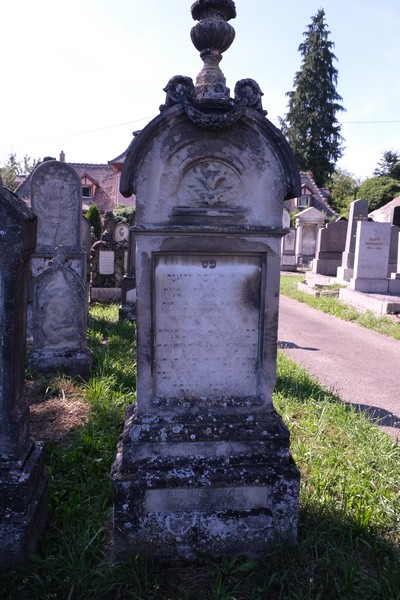 מַצֵּבה פון Dreyfus Rébecca