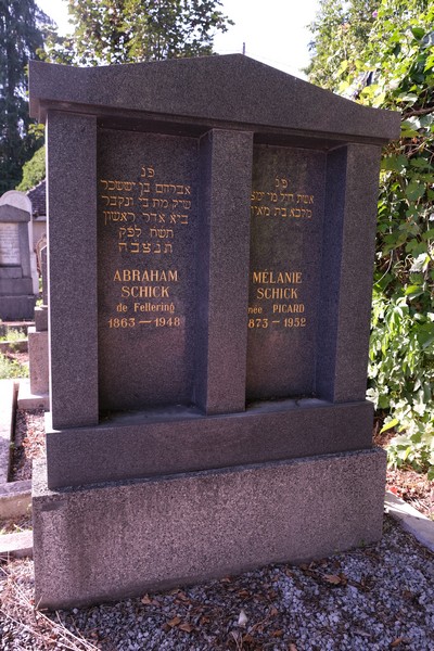 Lápide de Schick Abraham