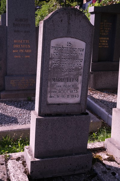 Grafsteen van Blum Marie