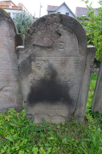 Sichel Pessle fejfája