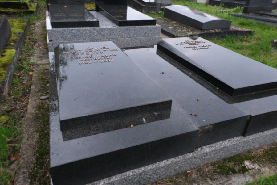 Lazar Denise fejfája