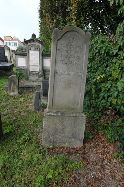 Stèle de Dreyfus Gabriel