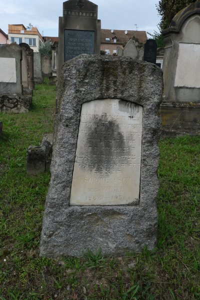 Estela de Asch Sophie