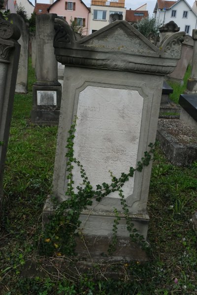 Stèle de Casparie Nanette