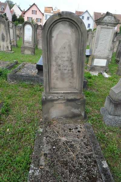 Weill Samuel का स्मारक
