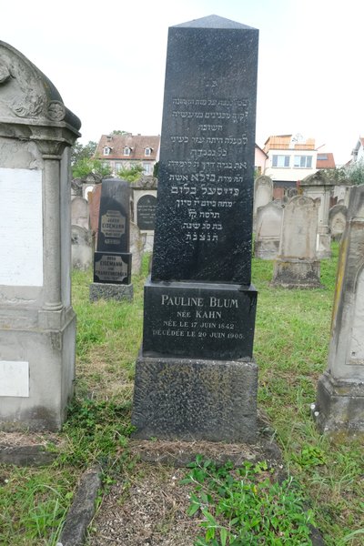 Lápide de Blum Pauline