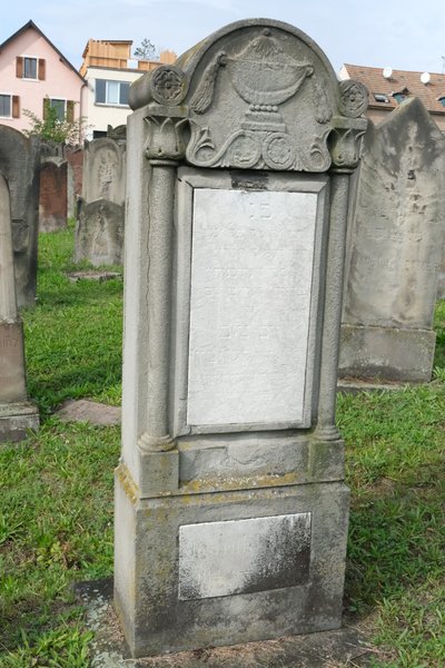 Klotz Joseph का स्मारक