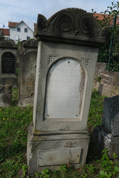 Grafsteen van Weill Salomon