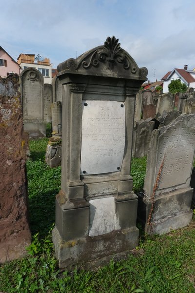 Lápide de Weil Lazard
