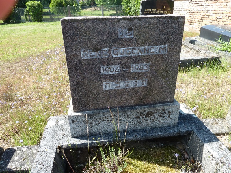 Grafsteen van Guggenheim René