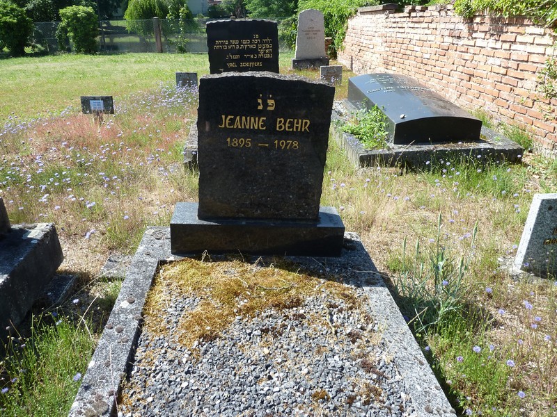 Estela de Behr Jeanne