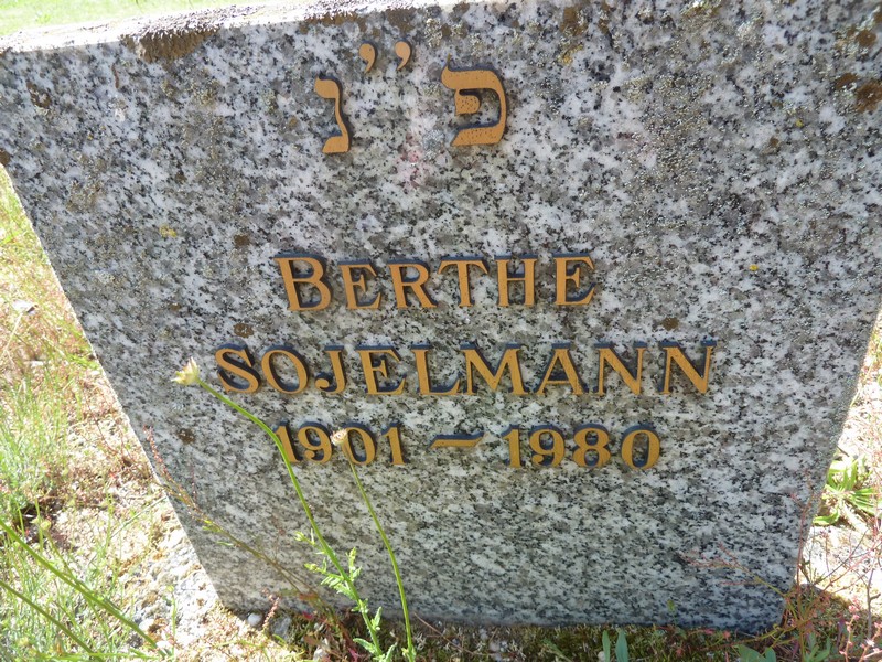 מצבת Sojelmann Berthe