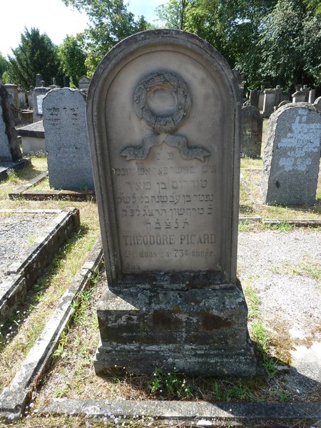 Picard Théodore fejfája