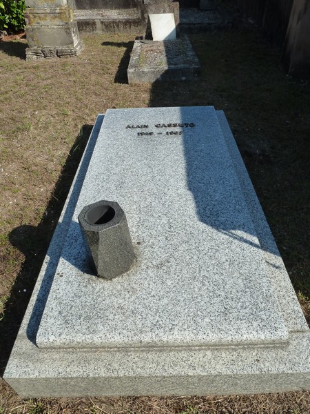 Stèle de Cassuto Alain
