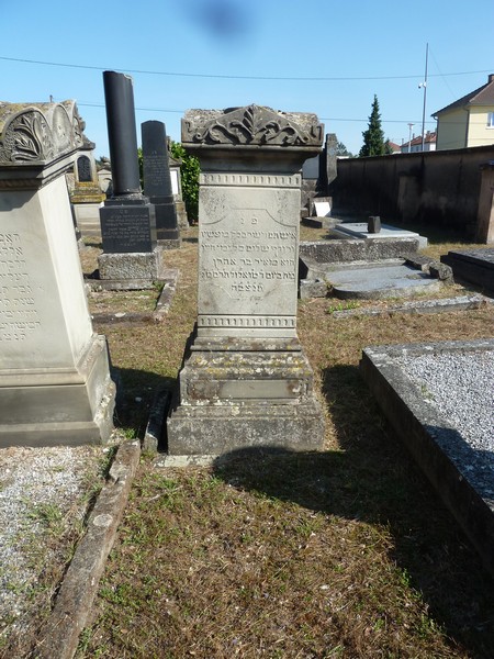 Estela de Bloch Daniel Meyer