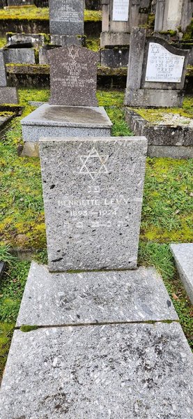 Grabstein von Lévy Henriette