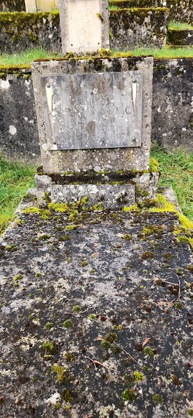 Stèle de Salomon Caroline