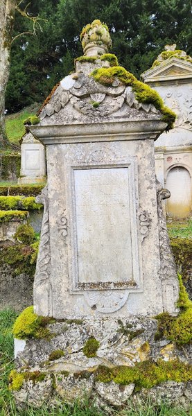 Stèle de Bloch Rosa