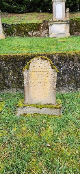 Grafsteen van Lévy Abraham