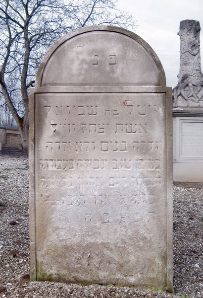 Tombstone of Weil Jeannette