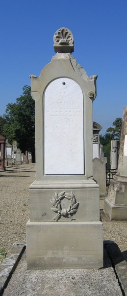 Stèle de Blum Henriette