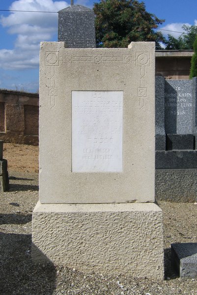 Grafsteen van Hirsch Léa