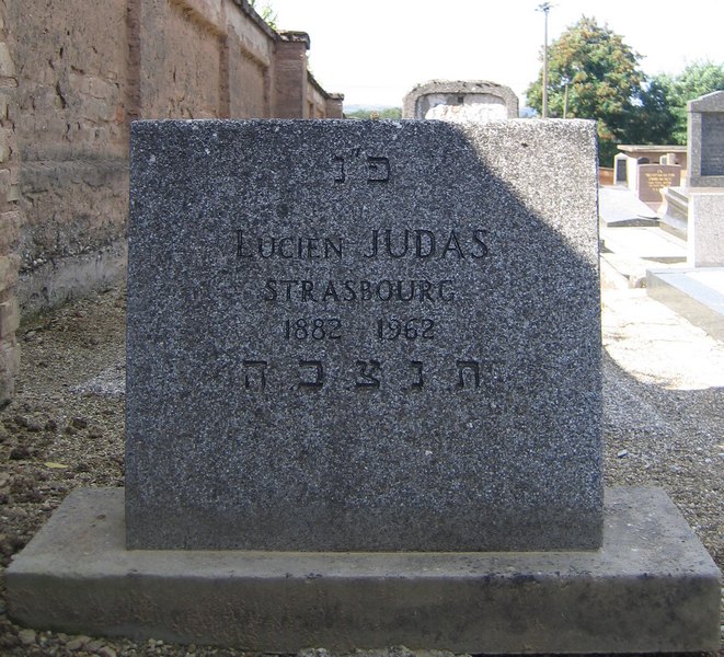 Grafsteen van Judas Lucien