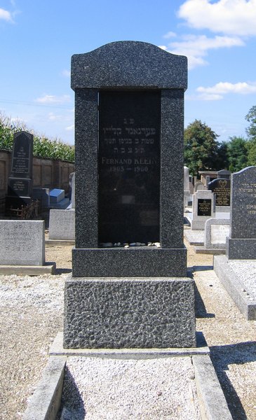 Stèle de Klein Fernand
