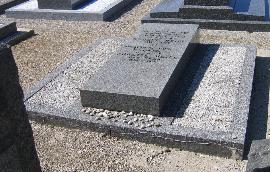 Lápide de Weill Robert