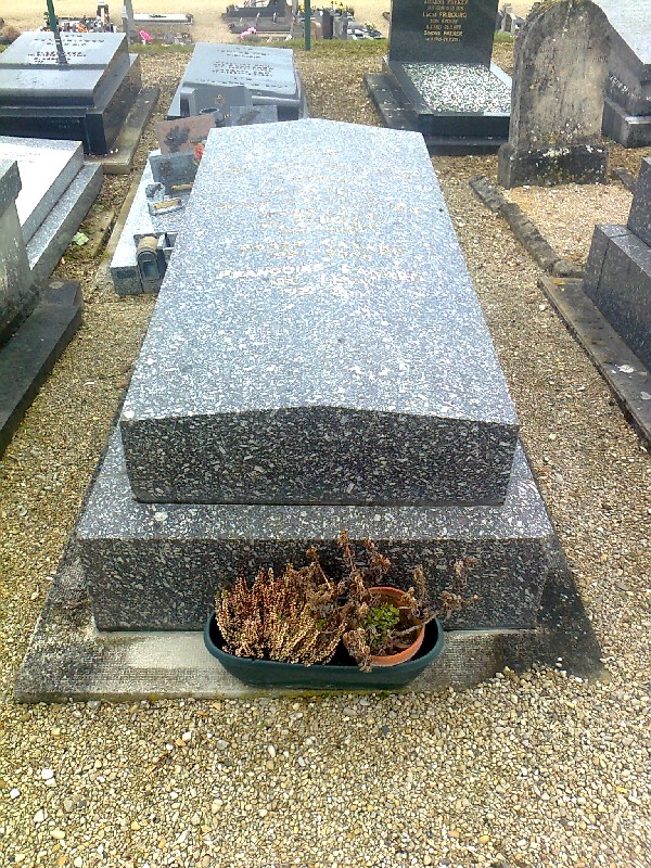 Levy Jeanne fejfája
