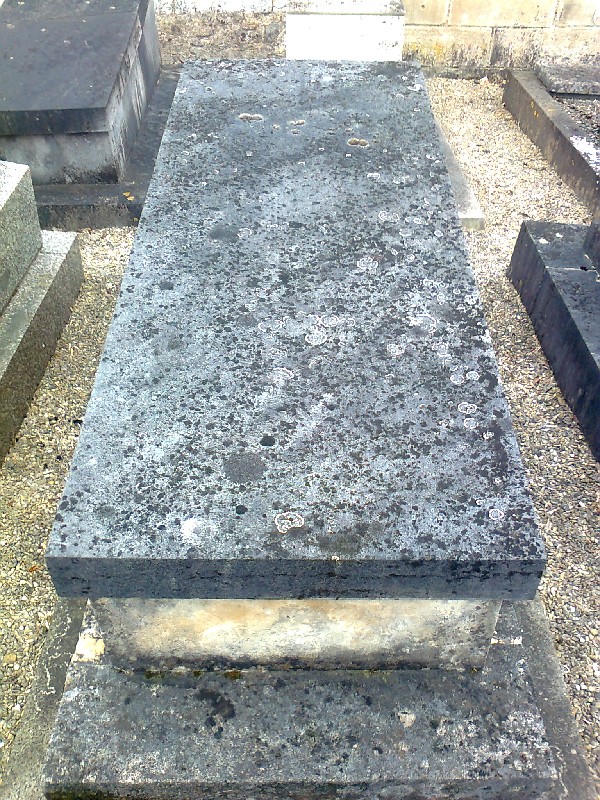Grafsteen van Saul Abraham