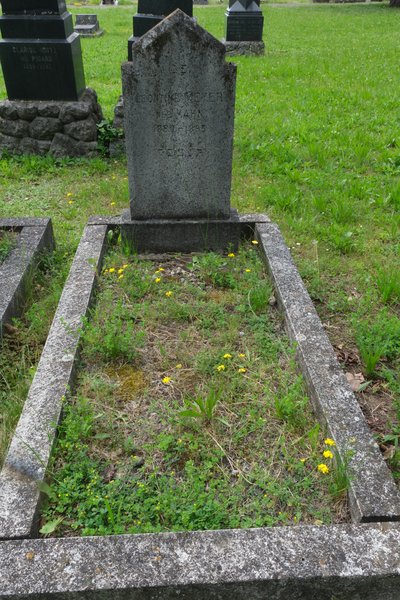 Stèle de Meyer Léontine