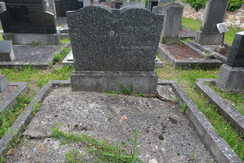 Stèle de Heimendinger Fernand