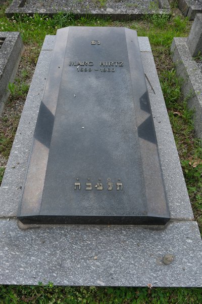 Stèle de Hirtz Marc