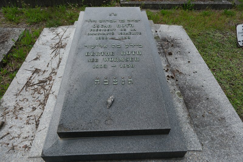 Stèle de Roth Oscar